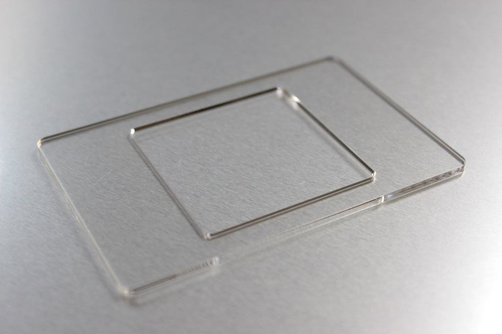 透明アクリル板加工 | レーザー加工のアクリル工藝社